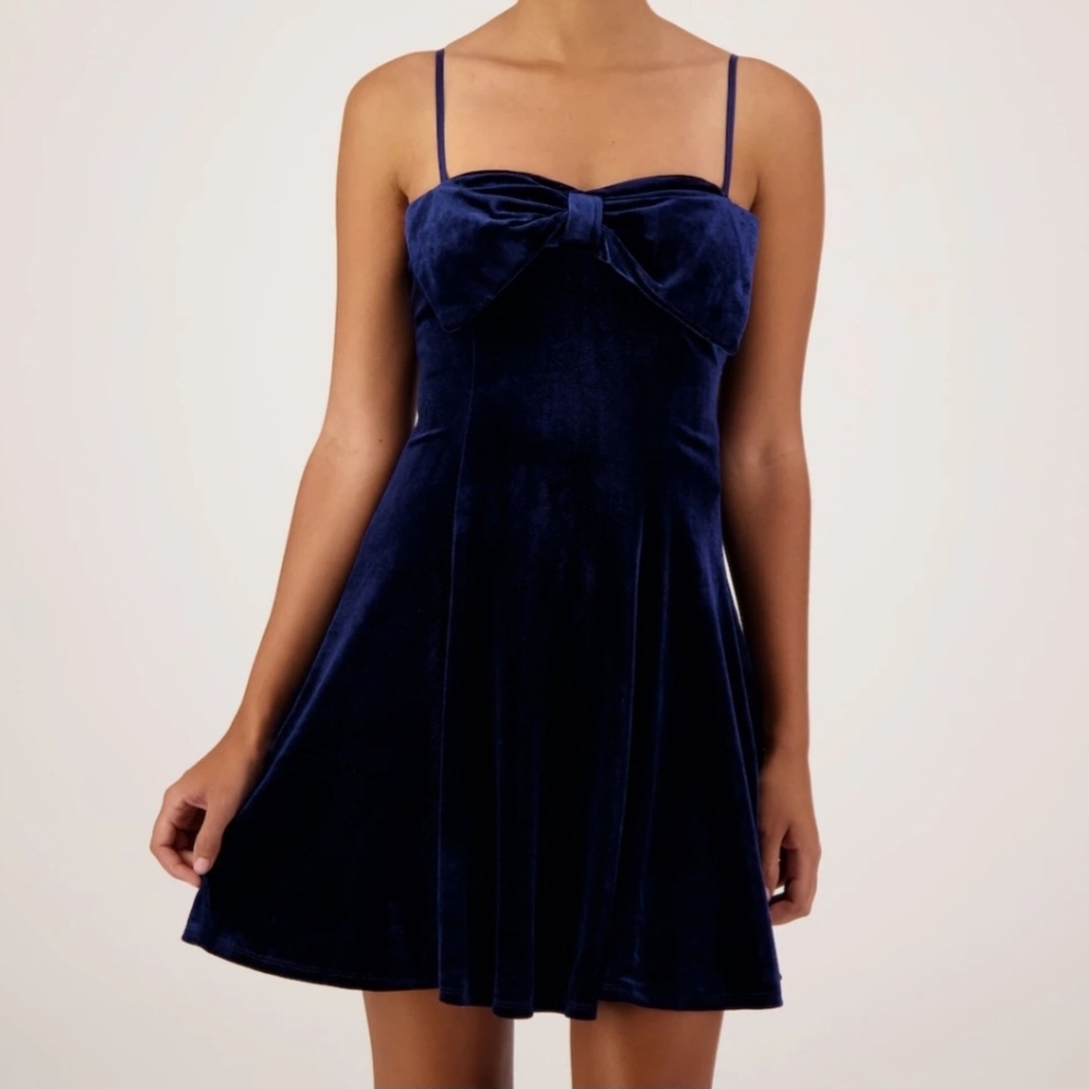 Emerald Sundae Navy Velvet Bow-Front Mini Dress Juvenil